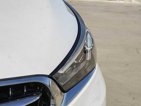 Used 2018 Buick Enclave Premium w/ Experience Buick Package image 10