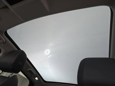 Certified 2024 Land Rover Discovery Sport S AWD/4WD image 30