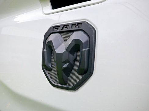 Used 2020 RAM 1500 Big Horn image 47