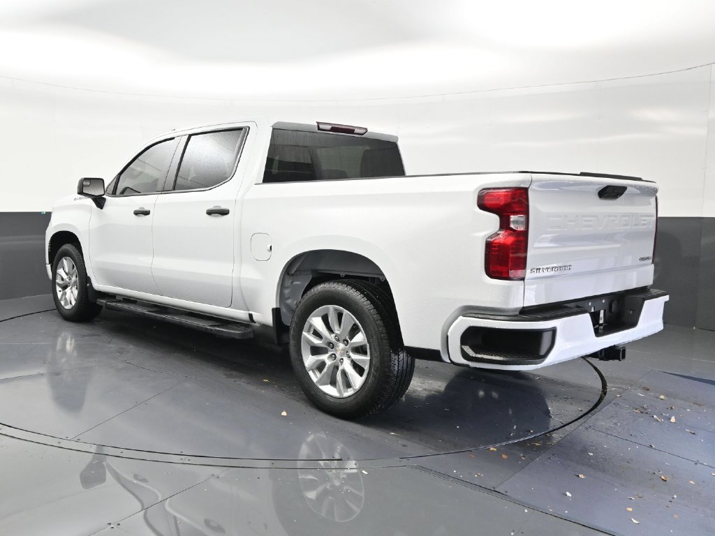 Used 2024 Chevrolet Silverado 1500 Custom RWD image 3