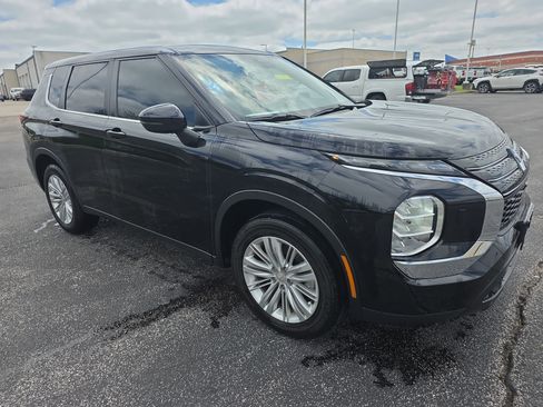 Used 2024 Mitsubishi Outlander ES AWD/4WD image 8