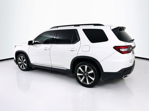 Used 2024 Honda Pilot Elite image 6