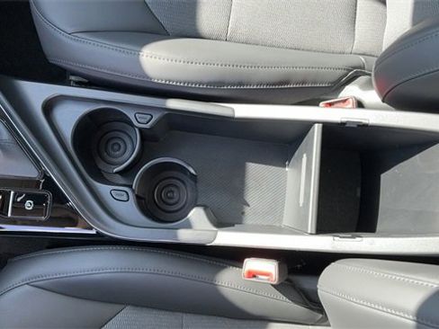 Used 2024 Kia Niro EX Touring image 30