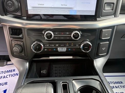 Used 2025 Ford F150 Lariat w/ Equipment Group 502A High AWD/4WD image 23