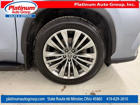 Used 2023 Toyota Highlander Platinum AWD/4WD image 58