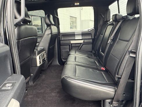 Used 2017 Ford F150 Lariat image 21