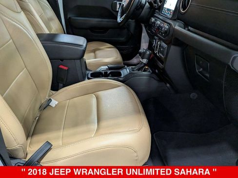 Used 2018 Jeep Wrangler Unlimited Sahara AWD/4WD image 35