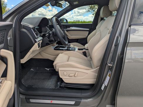Certified 2025 Audi Q5 Prestige w/ Prestige Package image 25