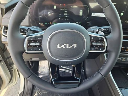 New 2026 Kia Carnival SX Prestige FWD image 17