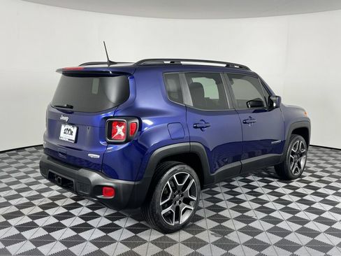 Used 2020 Jeep Renegade Latitude w/ Cold Weather Group AWD/4WD image 3