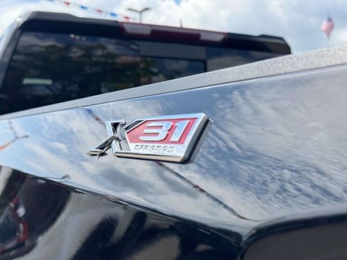 Used 2022 GMC Sierra 1500 Elevation w/ Elevation Premium Package AWD/4WD image 12