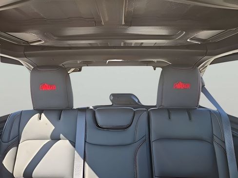 New 2025 Jeep Wrangler Unlimited Rubicon w/ Safety Group AWD/4WD image 66