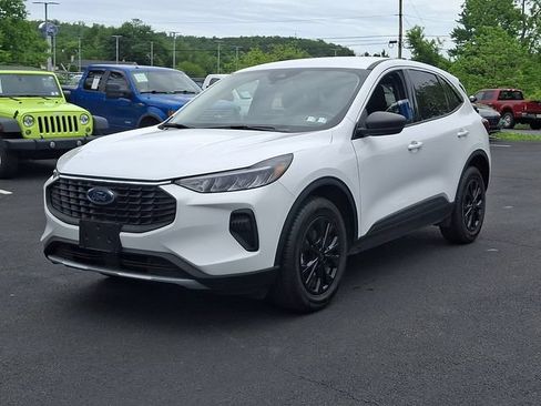 Certified 2023 Ford Escape Active AWD/4WD image 6