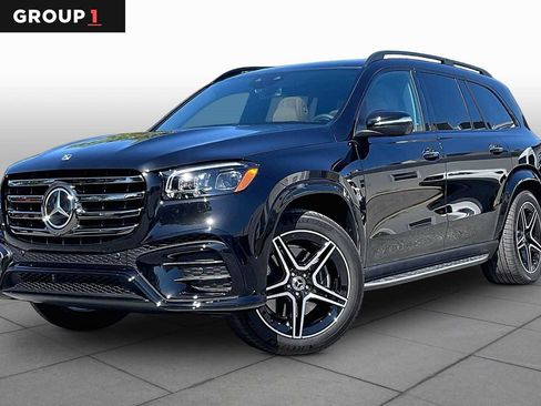 Used 2026 Mercedes-Benz GLS 450 4MATIC image 1