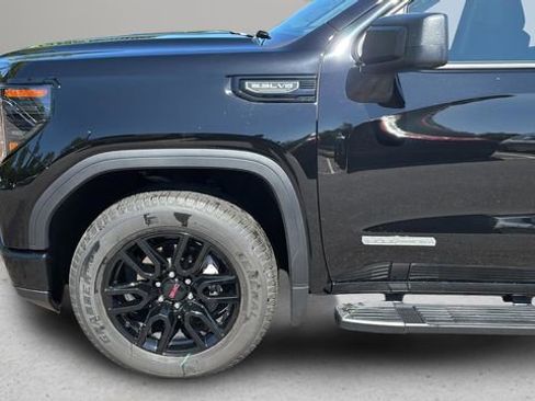 Used 2025 GMC Sierra 1500 Elevation image 31