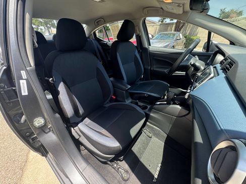 Used 2025 Nissan Versa SV FWD image 35