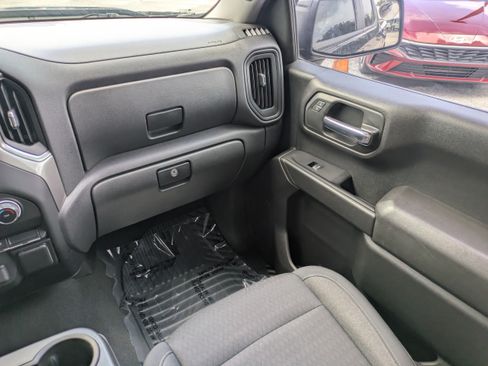 Used 2023 Chevrolet Silverado 1500 Custom RWD image 16