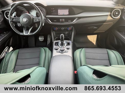 Used 2022 Alfa Romeo Stelvio Veloce AWD/4WD image 19