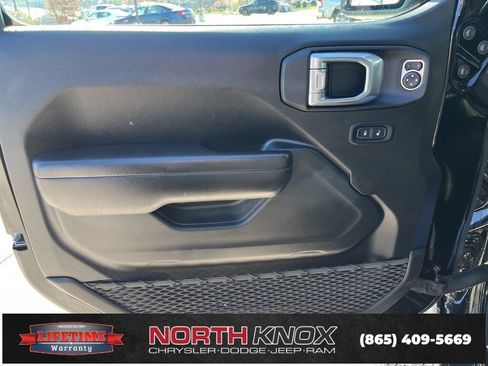 Used 2021 Jeep Gladiator Sport image 5