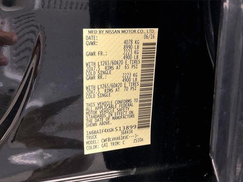 Used 2016 Nissan Titan SL image 28