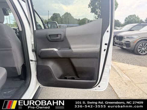 Used 2021 Toyota Tacoma SR5 RWD image 16
