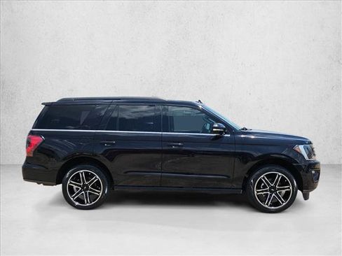 Used 2021 Ford Expedition Limited RWD image 4