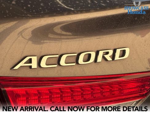 Used 2019 Honda Accord LX image 10