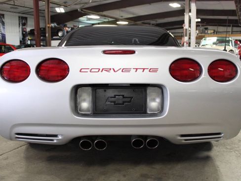 Used 2001 Chevrolet Corvette Z06 w/ Memory Pkg RWD image 5