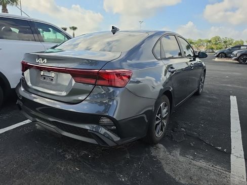 Certified 2023 Kia Forte LXS FWD image 9