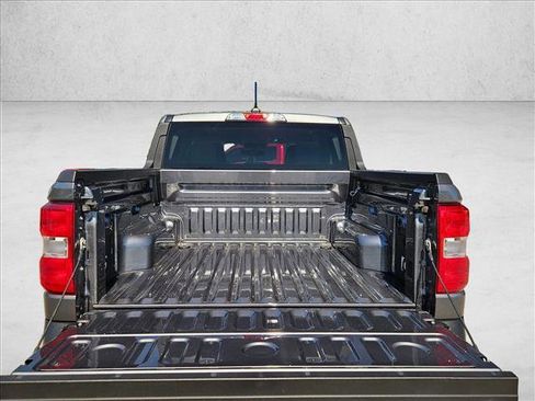 Certified 2022 Ford Maverick XLT FWD image 6