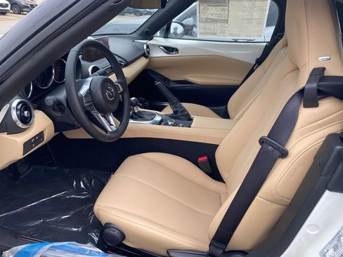 New 2026 MAZDA MX-5 Miata Grand Touring RWD image 9