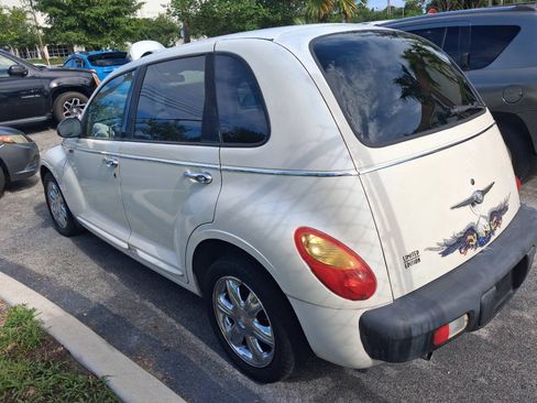 Used 2002 Chrysler PT Cruiser Limited FWD image 5