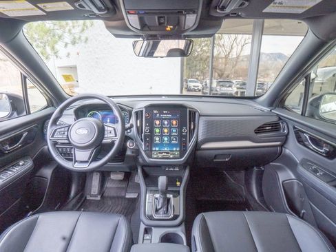 Used 2025 Subaru Forester Limited w/ Popular Package image 15