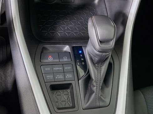 Used 2024 Toyota RAV4 LE image 24