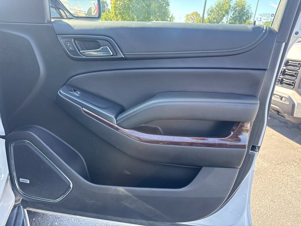 Used 2019 GMC Yukon SLT AWD/4WD image 19