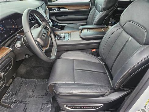 Used 2024 Jeep Grand Wagoneer Series I w/ HD Trailer Tow Package image 14