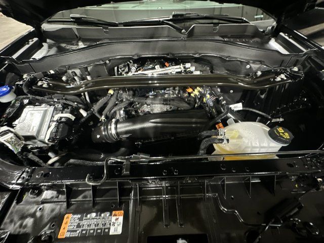 Certified 2025 Ford Explorer ST-Line AWD/4WD image 22