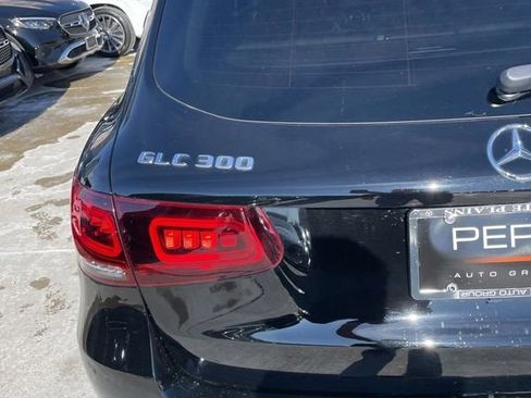 Used 2022 Mercedes-Benz GLC 300 4MATIC image 10