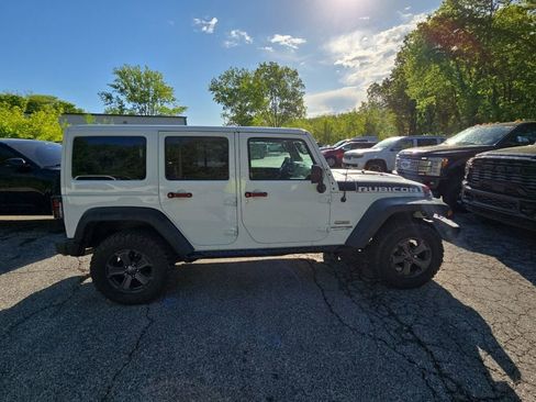 Used 2018 Jeep Wrangler Unlimited Rubicon AWD/4WD image 9