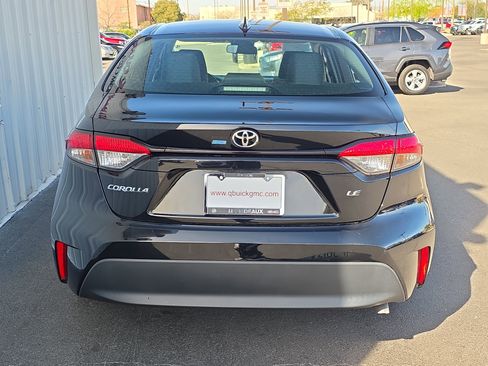Used 2023 Toyota Corolla LE image 6