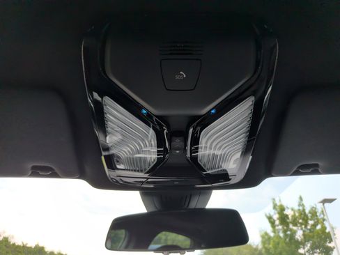 Used 2023 BMW i4 eDrive35 w/ Premium Package RWD image 31