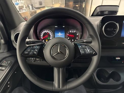 New 2025 Mercedes-Benz Sprinter 3500 image 33