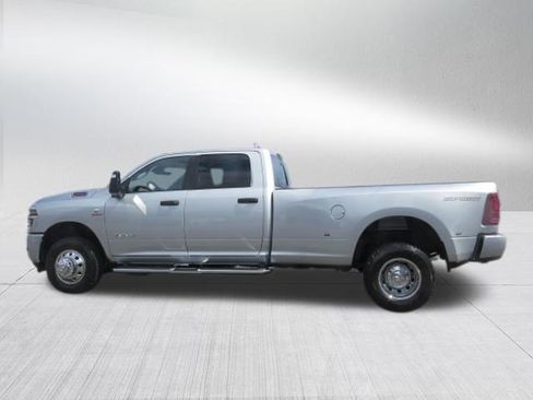 New 2026 RAM 3500 Big Horn AWD/4WD image 8