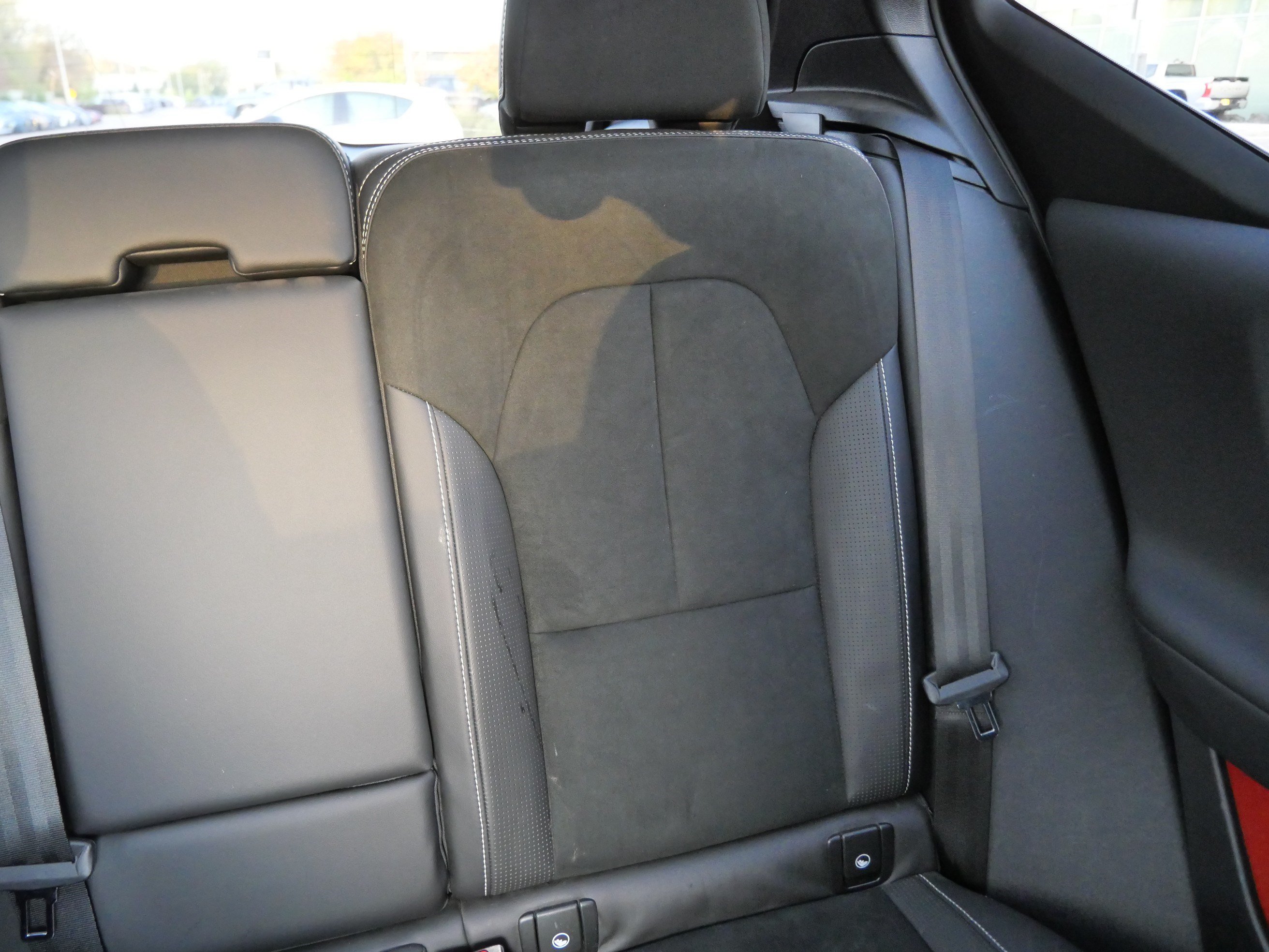 Used 2021 Volvo XC40 P8 Recharge AWD/4WD image 14