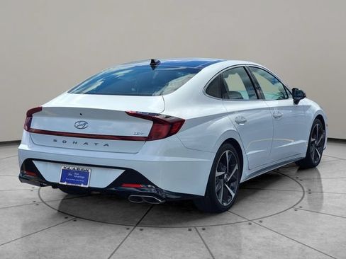 Used 2023 Hyundai Sonata SEL Plus FWD image 11