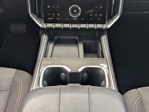 Used 2025 GMC Acadia Elevation FWD image 25