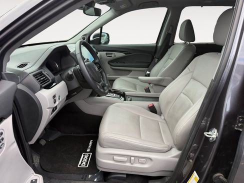 Used 2019 Honda Pilot Elite image 10
