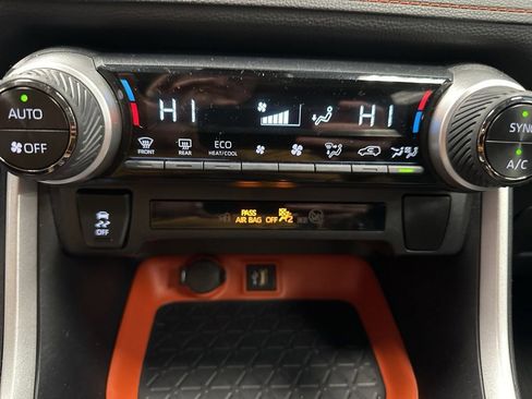 Used 2024 Toyota RAV4 Adventure image 29