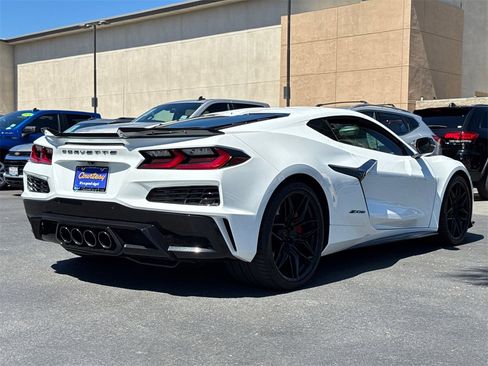 New 2025 Chevrolet Corvette Z06 w/ Battery Protection Package image 11