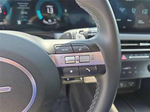 Certified 2025 Hyundai Sonata SEL FWD image 24